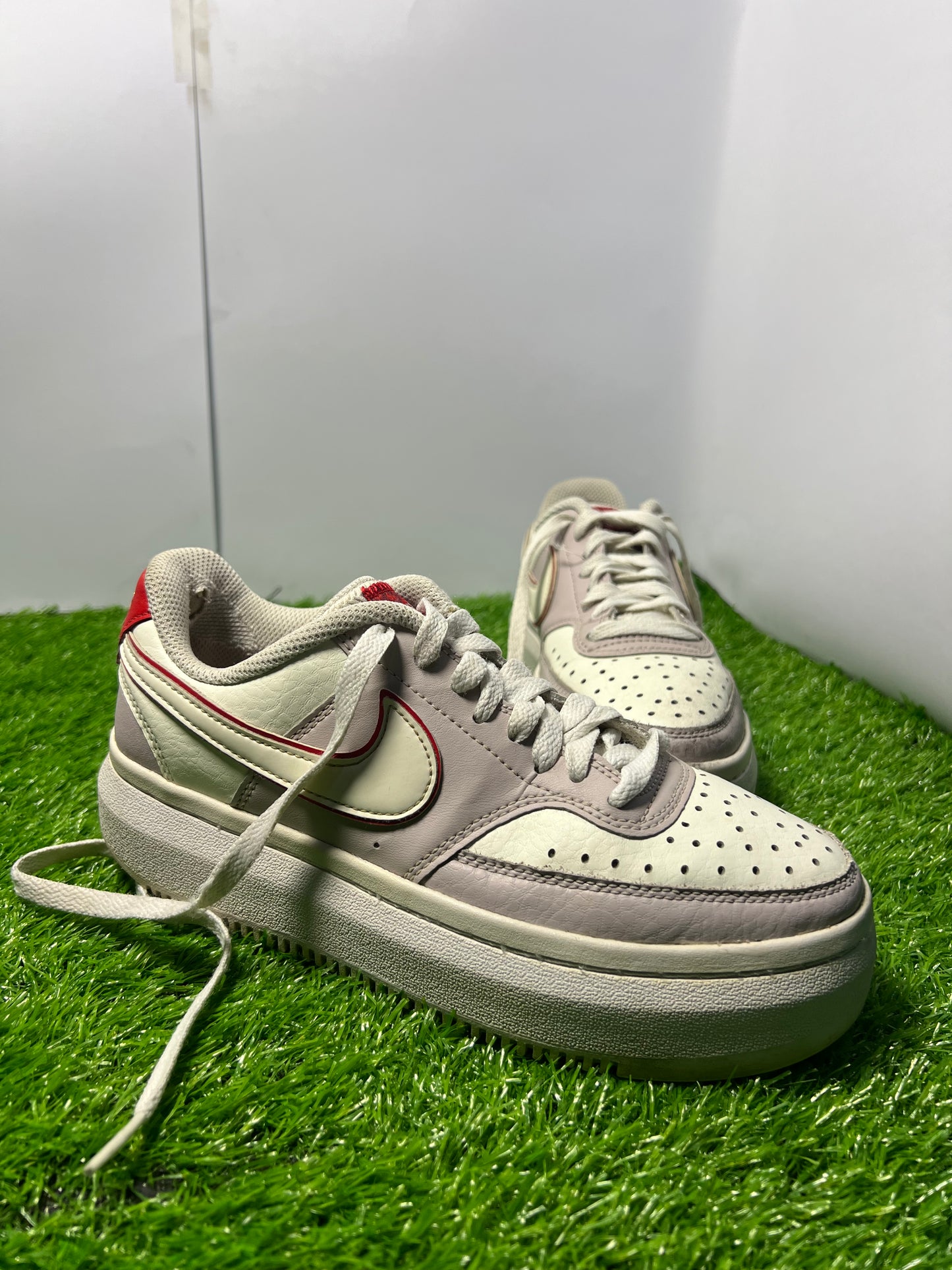 NIKE Court Vision Alta LTR